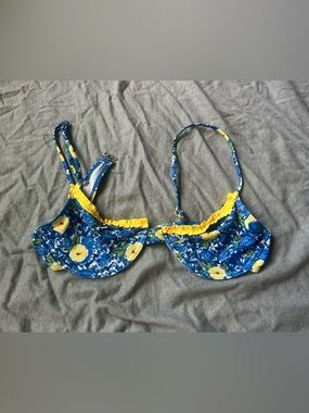 SHEIN Blue Floral Bikini Top with Yellow Accents